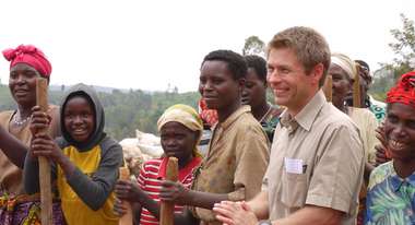 Mathias Mogge visiting a project in Rwanda.