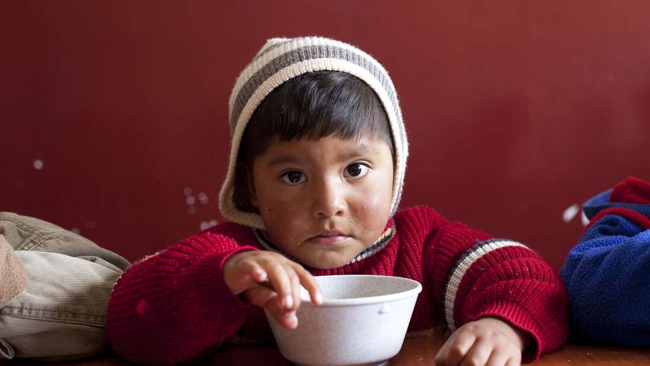 bolivian child Fundación La Paz Bolivien Bildung Kinder Fundación La Paz Bolivia basic education children