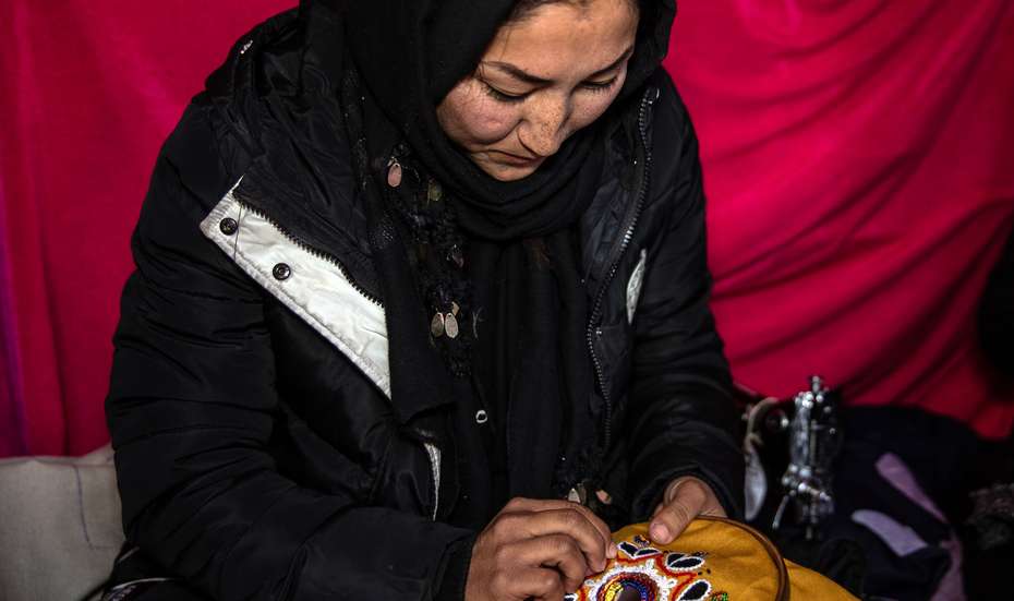 Shahnoz doing embroidery Shahnoz doing embroidery